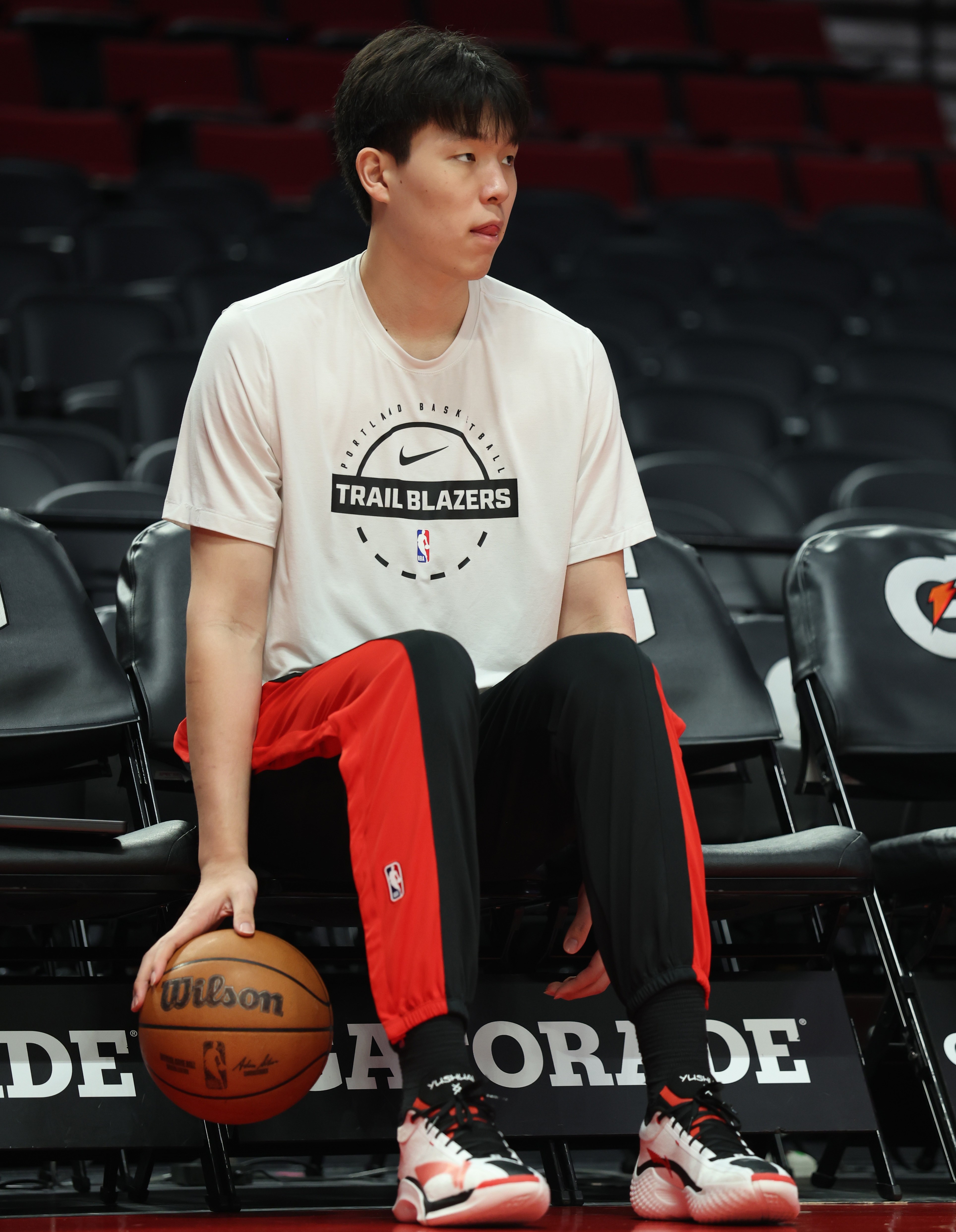 前CBA球员：对于杨瀚森来说很多事他也决定不了 只需做好准备