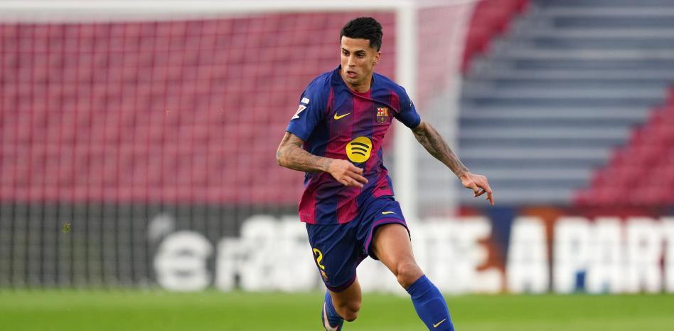 百家乐官网-世体：一人分饰两角，坎塞洛成功盘活巴萨后防人员配置