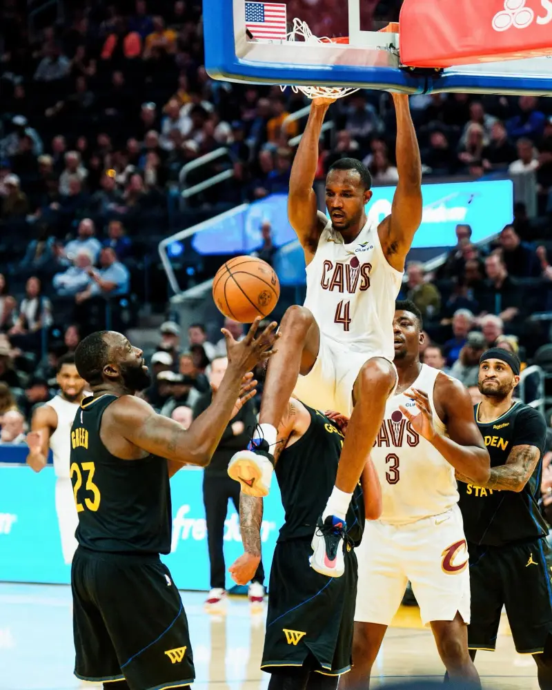 百家乐官网-埃文-莫布利更新Ins晒近期生活&amp;amp;赛场照与球迷分享